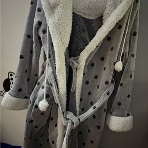 Bobbie Brooks Gray Fleece Robe with Sherpa Lining